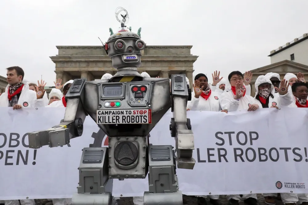 Technological Risks of (Lethal) Autonomous Weapons Systems